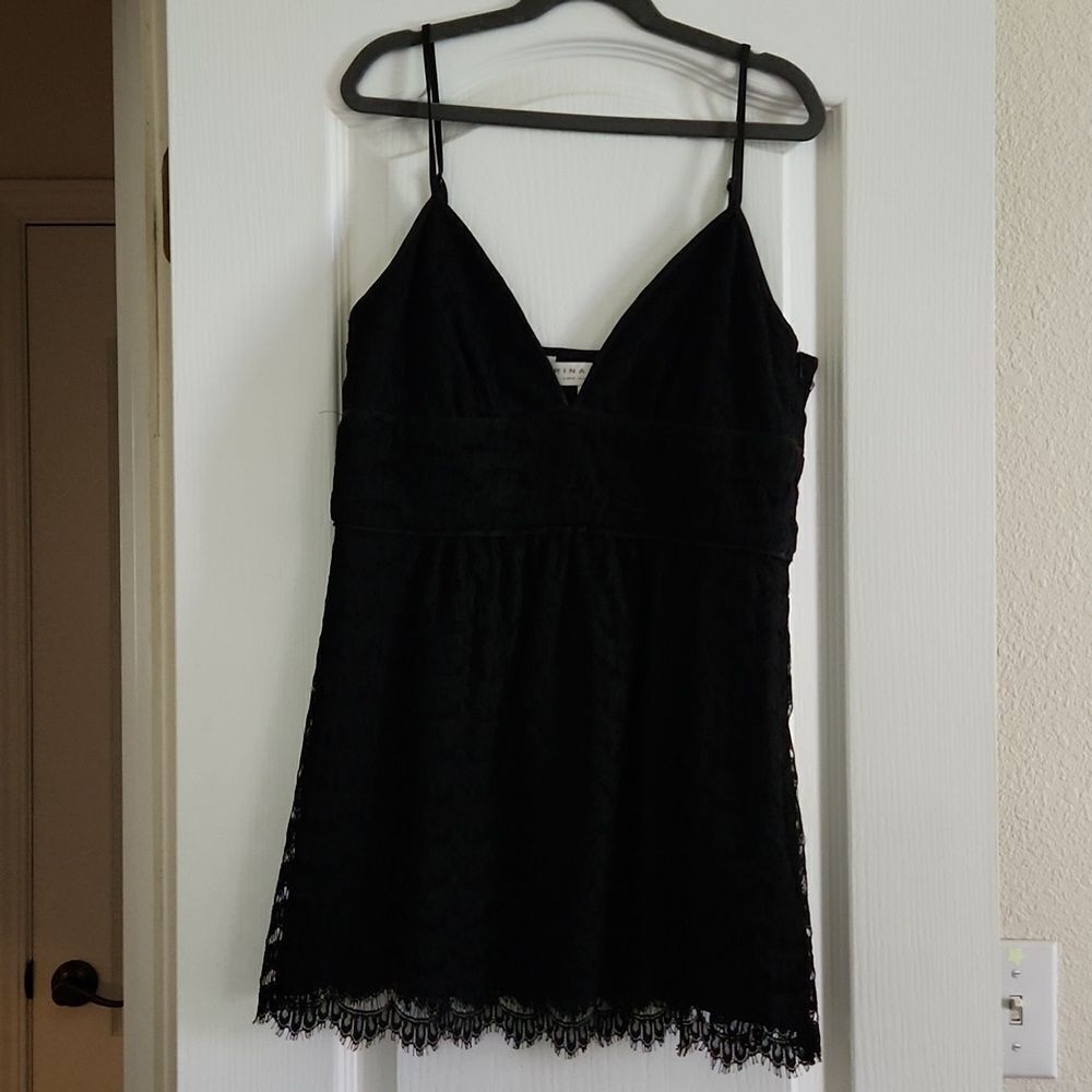 TRINA Turk, size 6, black lace top